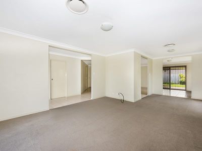 3 Sunny St, Doolandella