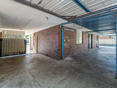 8 Leone Street, Thornlie
