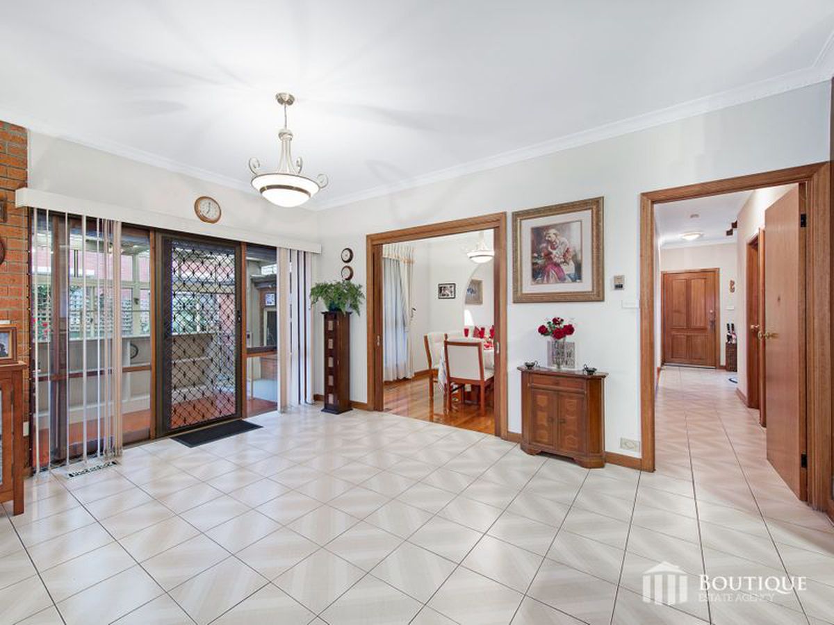 36 Bellbrook Drive, Dandenong North