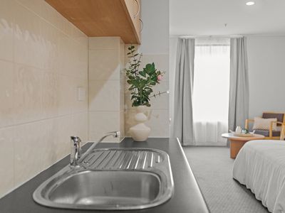 207 / 12 Victoria Avenue, Perth