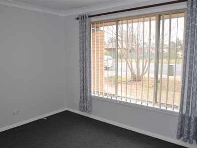 4 Mcdonnell Street, Forbes