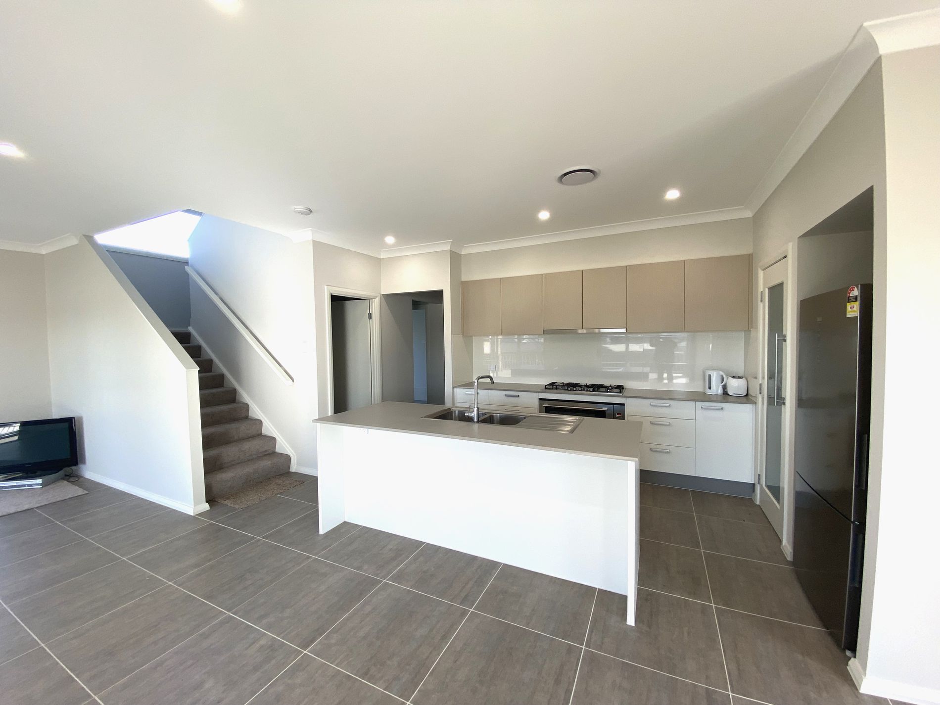 16 Mirida Drive, Dolphin Point