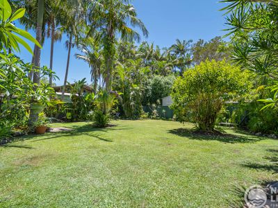 17 Robin Street, South Golden Beach