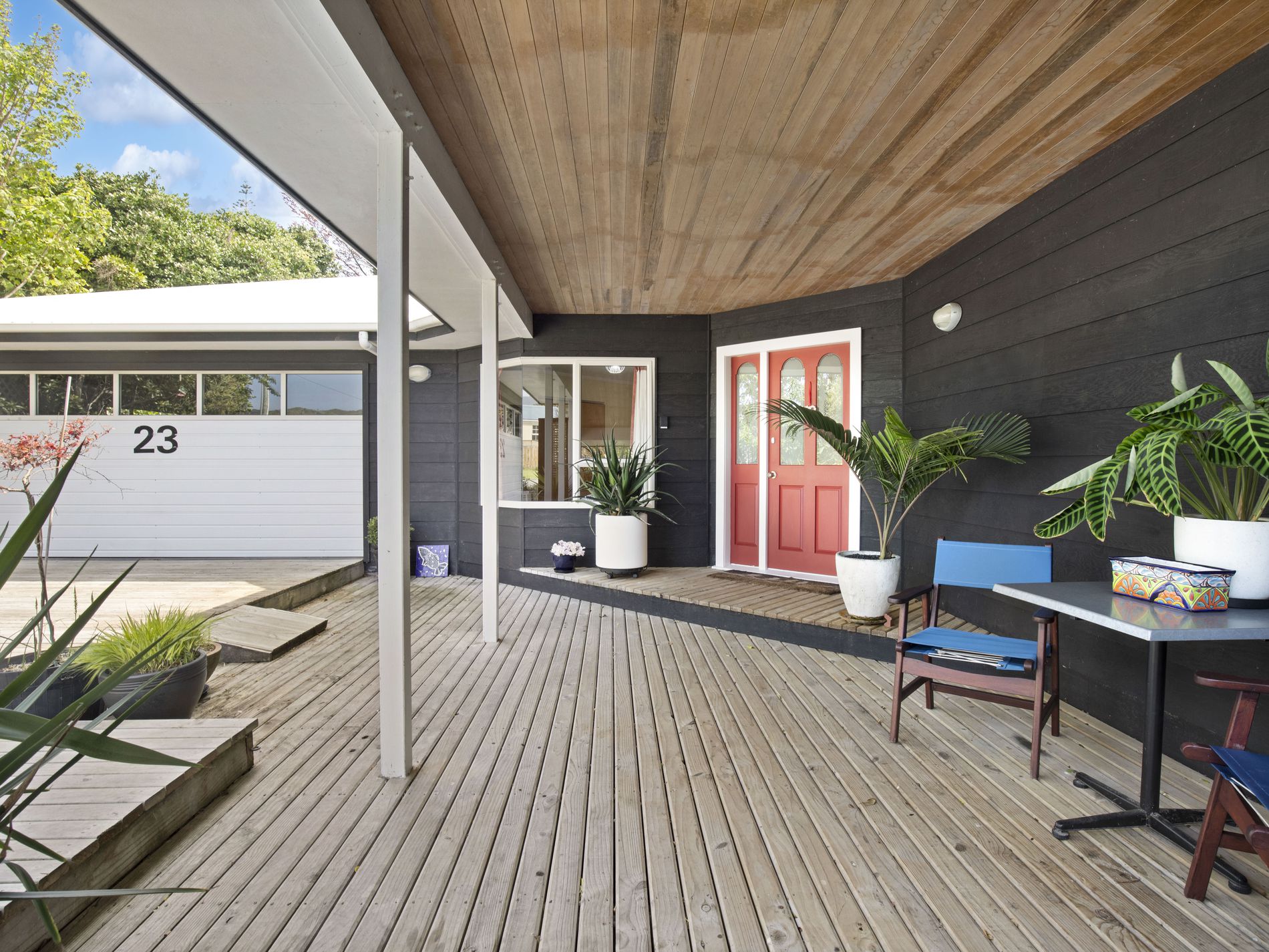 23 Renown Road, Raumati South