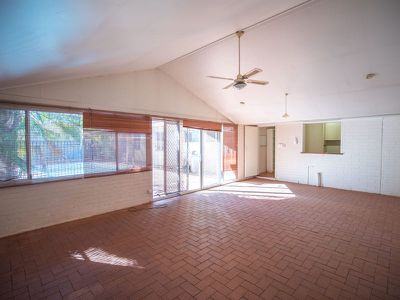 11 Nyabalee Road, Newman