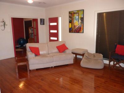 24 Arnott Street, Horsham
