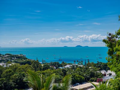 28 Stonehaven Court, Airlie Beach