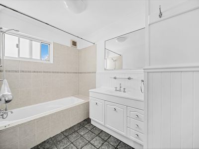 1 Adams Crescent, Blackwater