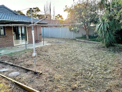 64 Ballan Rd, Werribee