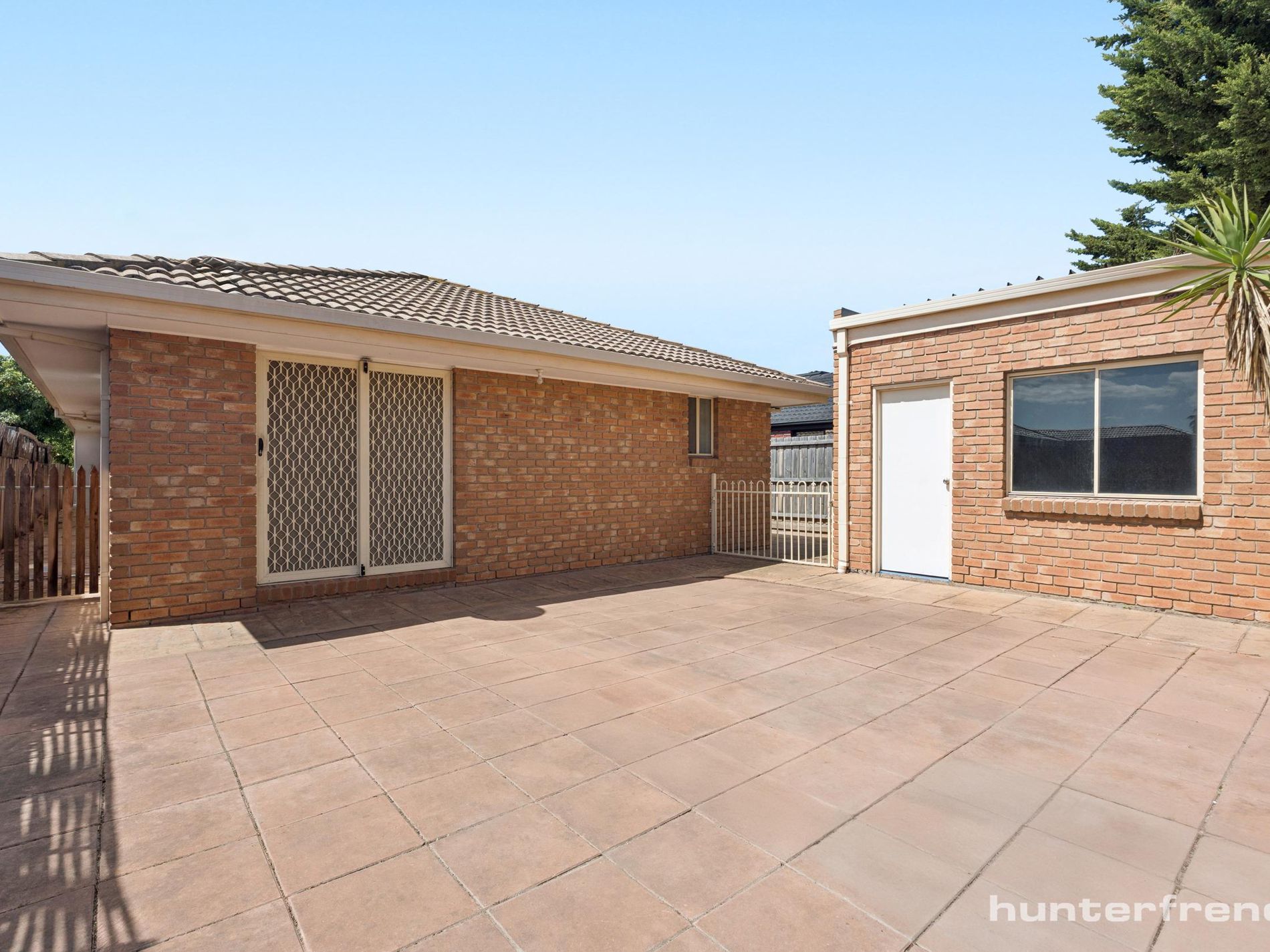 16 Myers Parade, Altona Meadows