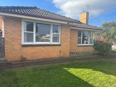 6 Sycamore Street, Hamlyn Heights