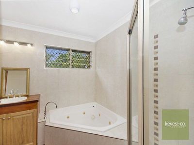 6 Coen Street, Douglas