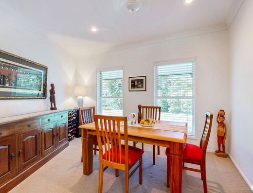 Elevated Privacy & Lifestyle on 2.5 Acres - Tinbeerwah's Hidden Gem image 13