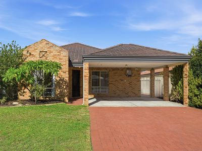 11 Estcourt Road, Redcliffe