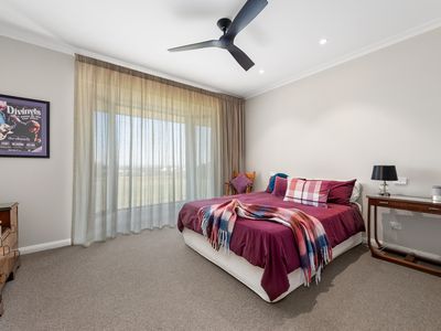 45 Highfield Drive, Longford