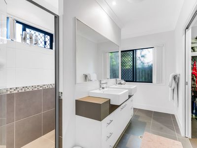 6 Thornton Court, Coomera