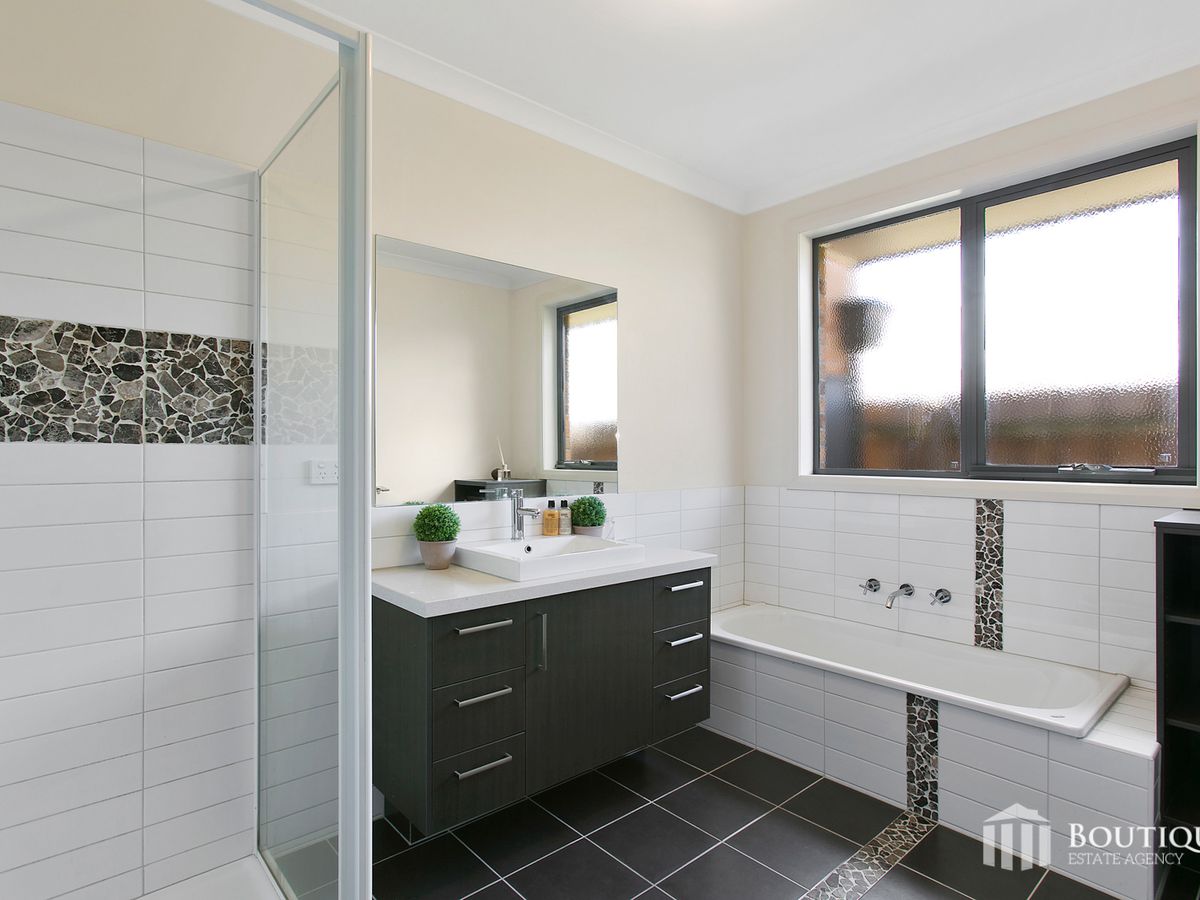2 / 12 Studley Street, Mulgrave