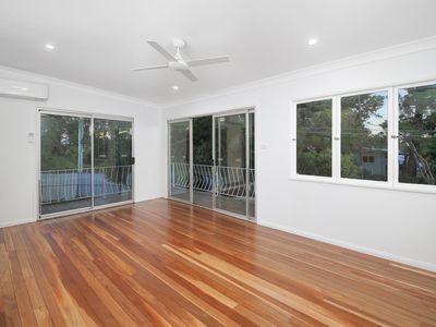 11 Elm Avenue, Woodridge