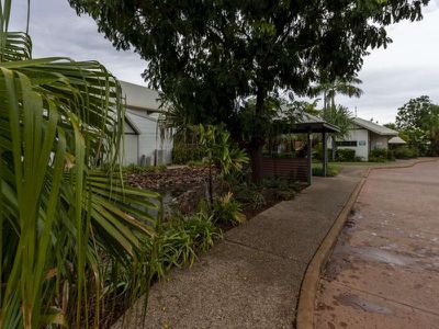 B5 / 19 Victoria Highway, Kununurra