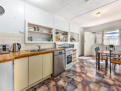 38 Foster Street, Beachport