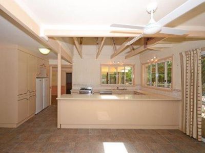 4 Howea Court, Dundowran Beach