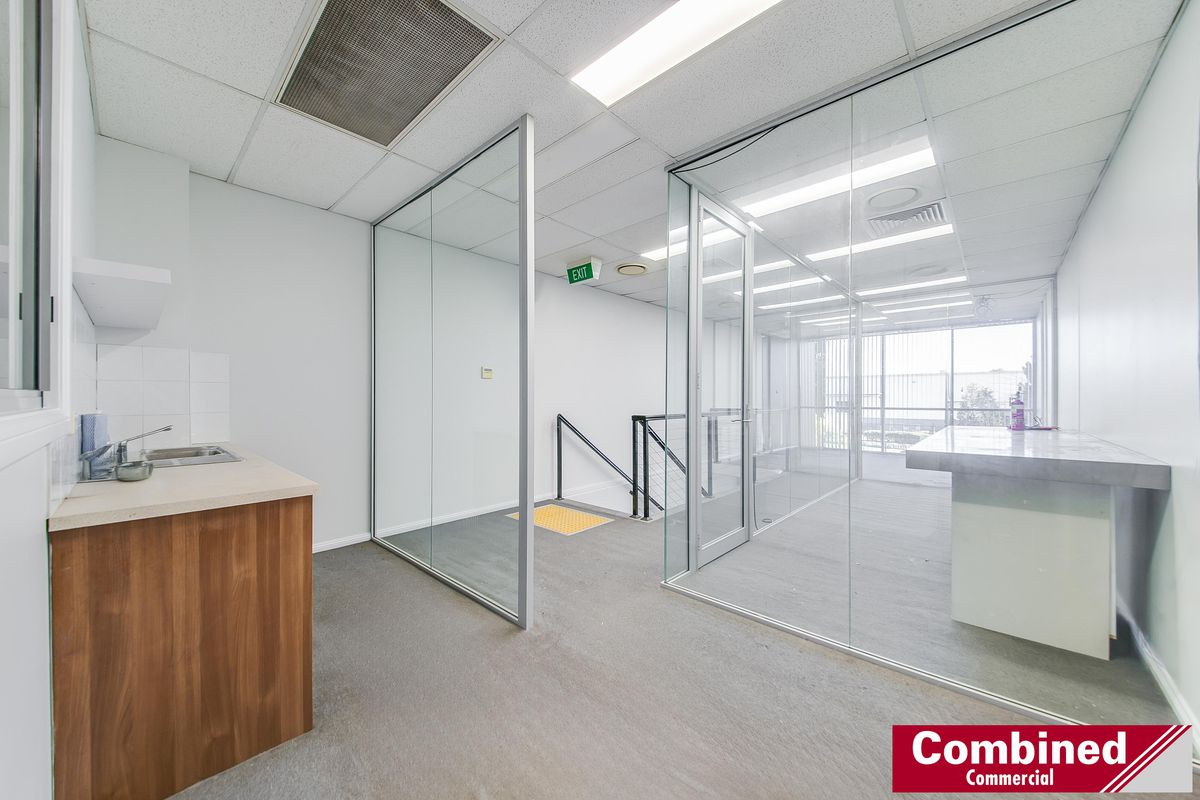 1 / 6 Orielton Road, Smeaton Grange