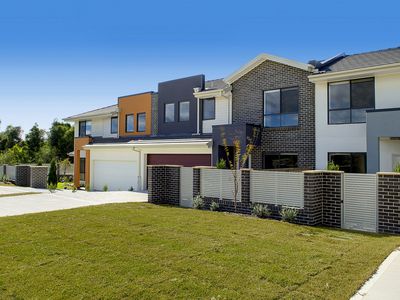 4 / 2 McCausland Place, Kellyville