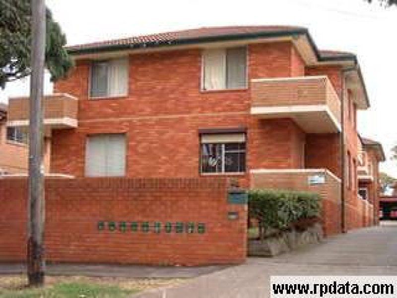 1 / 72 Ninth Avenue, Campsie