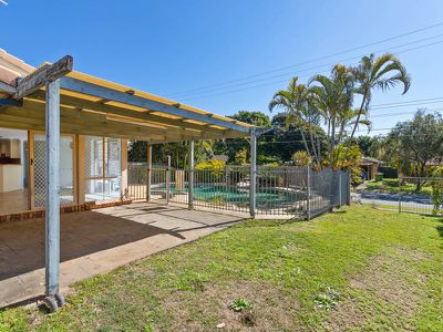2 Wendy Court, Rochedale South