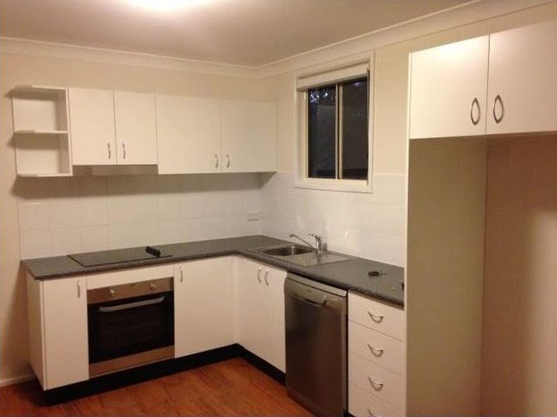 10A White Parade, St Marys