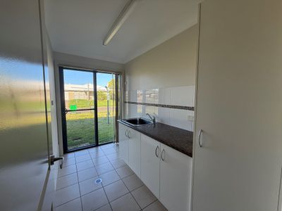 11 Dunheved Circle, Dubbo