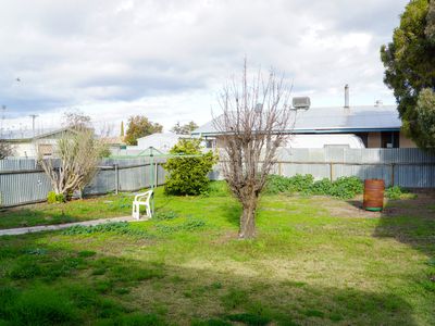 18 Howard Street, Horsham