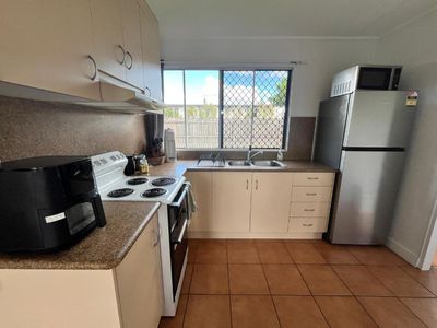2 / 14 Tolchers Lane, Marian