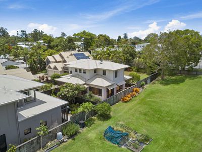 2 / 15 Doonella Street, Tewantin