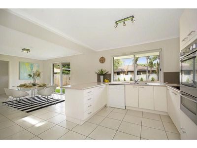56 Lake Entrance Boulevard, Noosaville