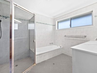 12 Kirstin Street, Eight Mile Plains