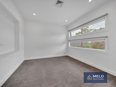2 Lincoln Drive, Keilor East
