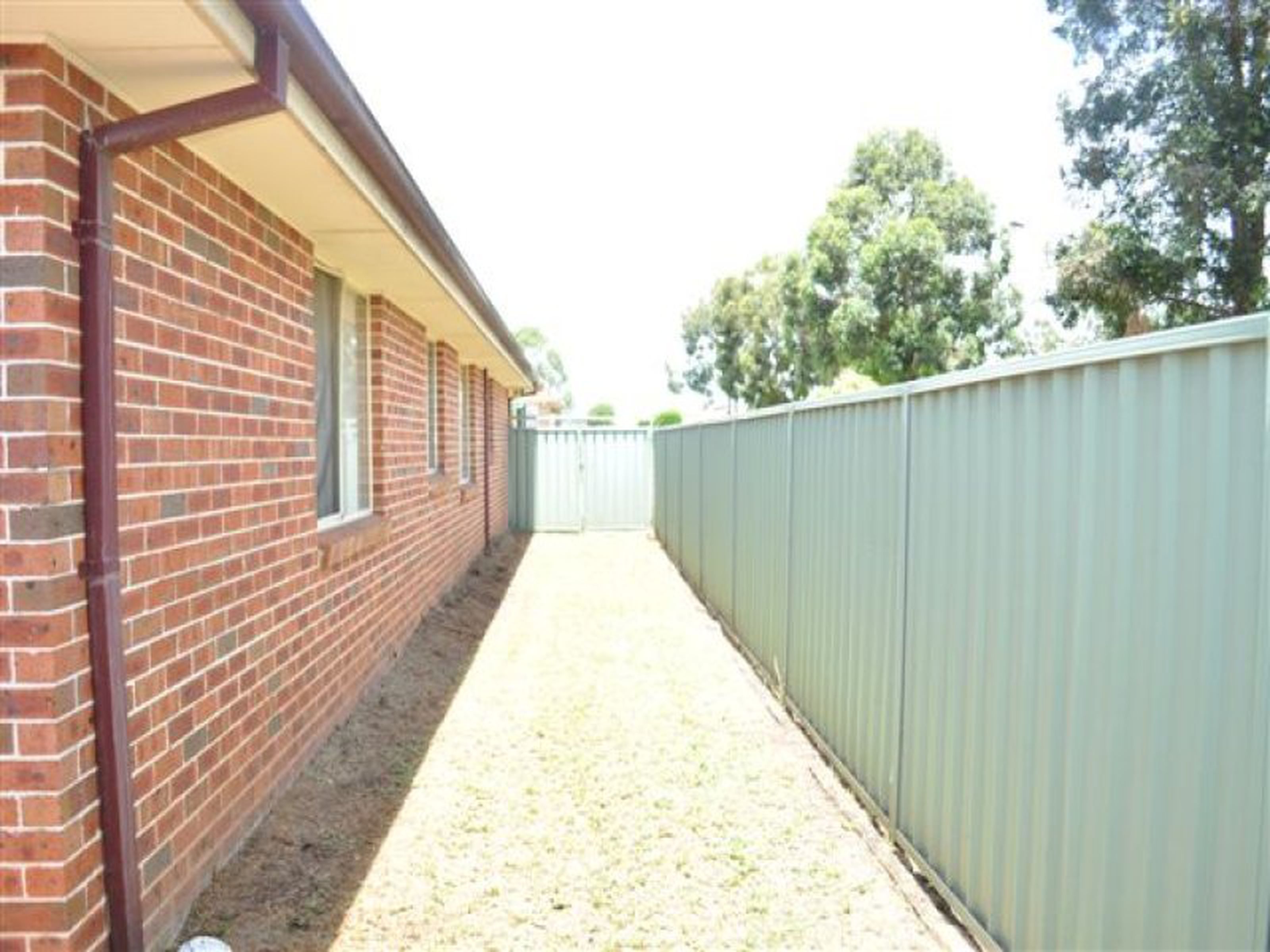 7 Bukari Way, GLENMORE PARK