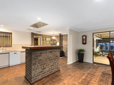 29 Helena Crescent, Thornlie