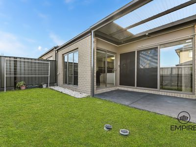 90 Glenrose Boulevard, Clyde North