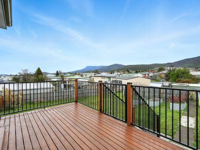 59 Hilton Road, Claremont