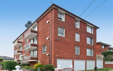 1 / 50 Universal St, Eastlakes