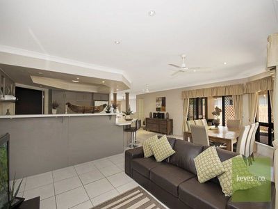 30 Sea Eagle Circuit, Douglas