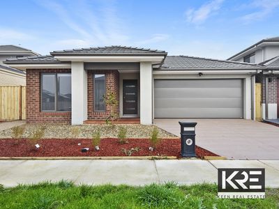 30 Trojan Crescent, Clyde North