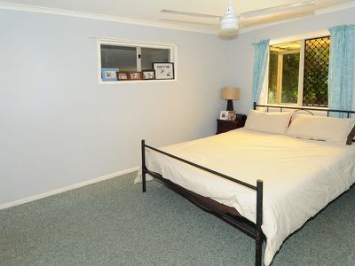 22 Warung Avenue, Maroochydore