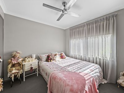 2 / 3 Amy Court, Mansfield
