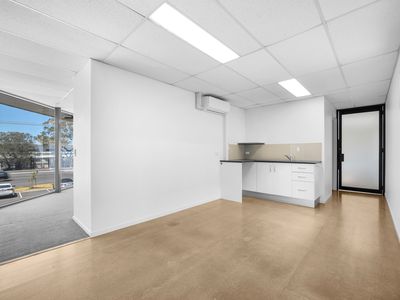 1 / 313 Princes Highway, Werribee