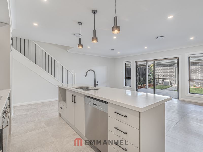 97 Thompson Road, Oran Park