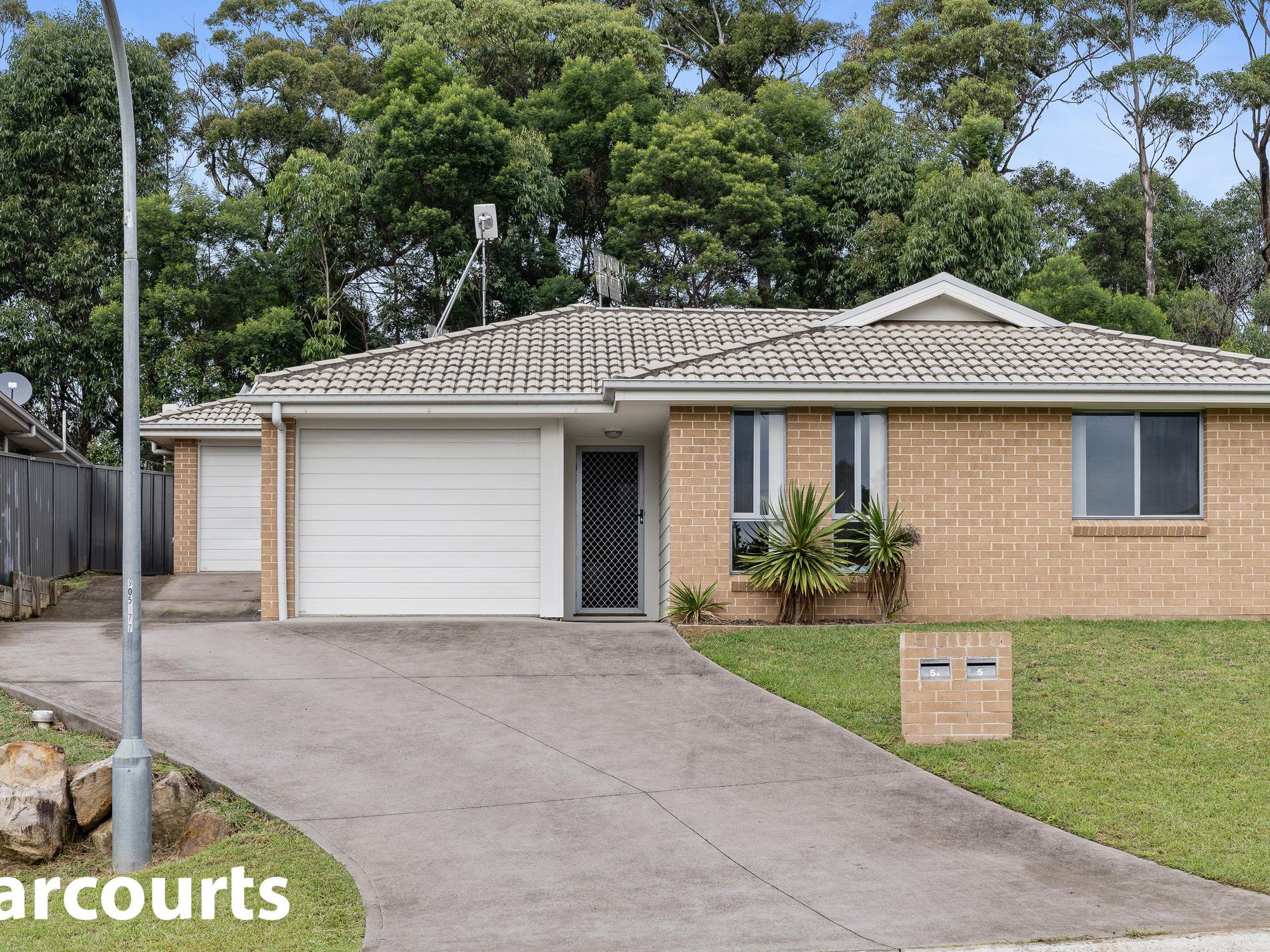 5 & 5A Booyong Aveune, Ulladulla