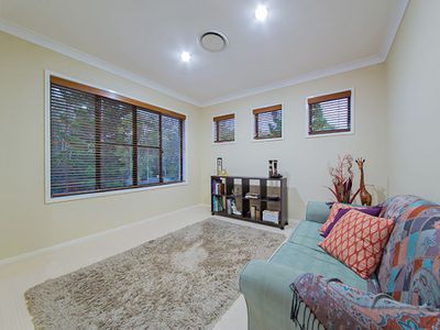 2 Suprano Place, Wakerley